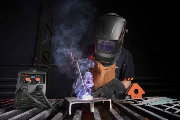 І водою, і напругою: влаштуйте краш-тест зварці Dnipro-M!