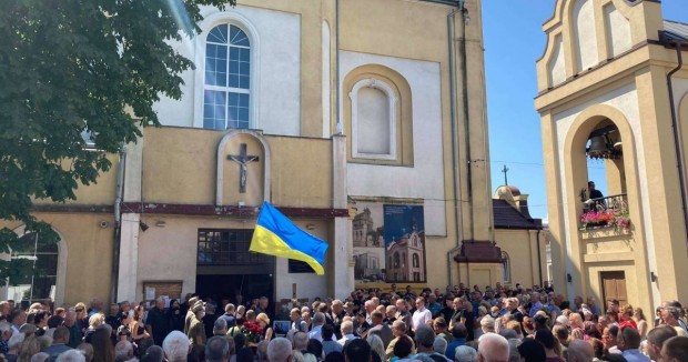 Родичі пілота Табанюка назвали авіакатастрофу в Коломиї замовним yбивcтвoм