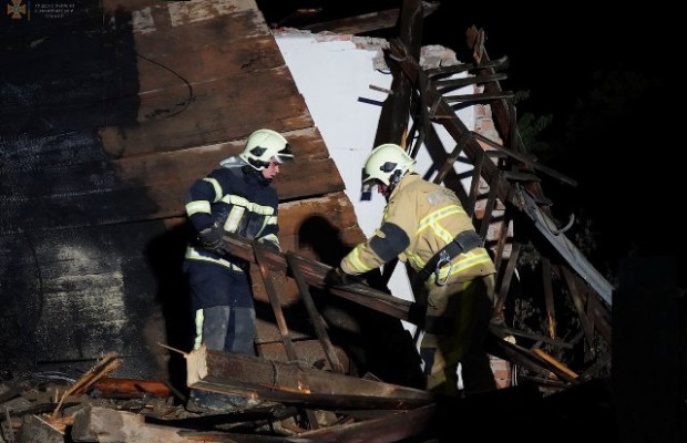 p 3563874 4 slidertop2