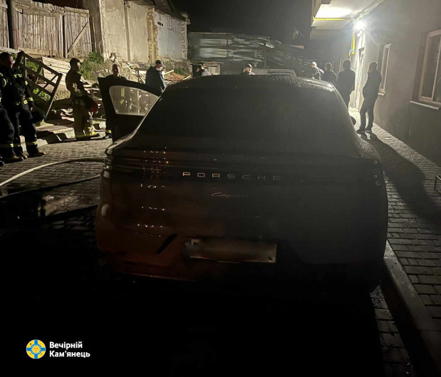 авто згоріло