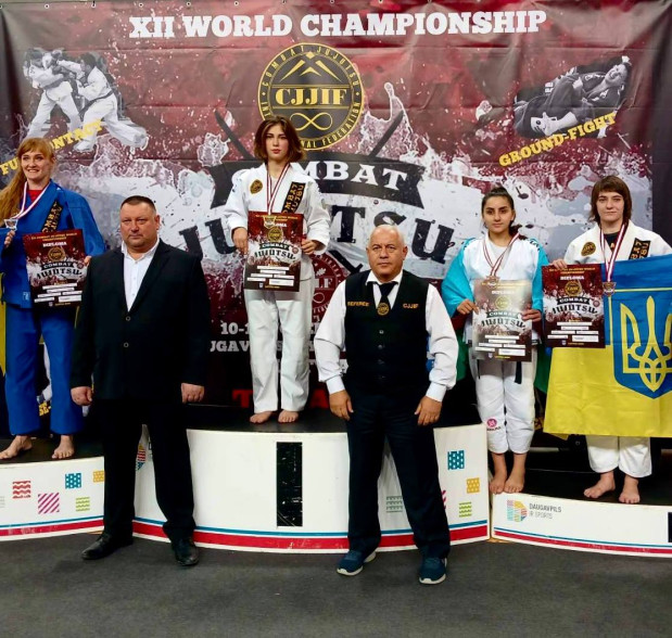 бронзова призерка 3