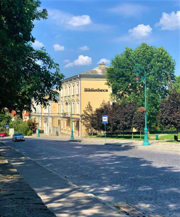 бібіліотека 6