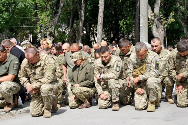 герої прощання 2