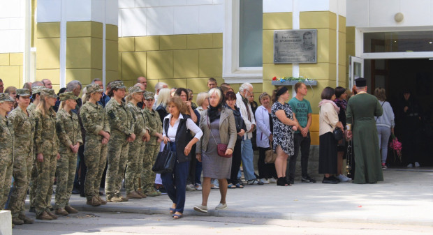 глуховський 2