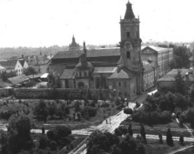 домініканськи костел фото