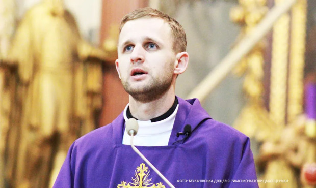 очільник духовної ради василенко