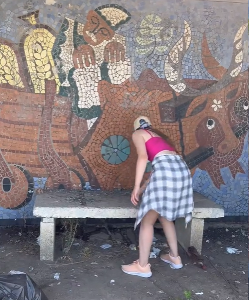 прибирання зупинки колибаївка