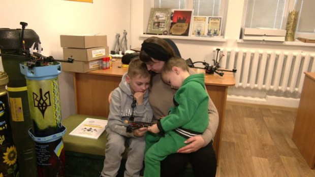 хлопчик донат