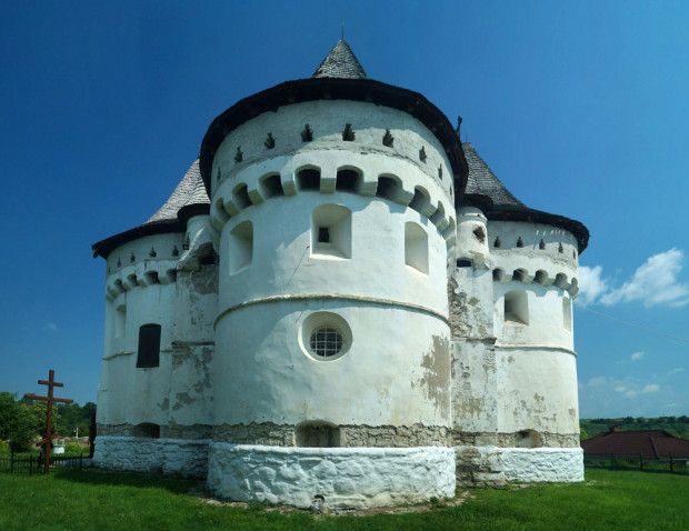 церква сутківці 3