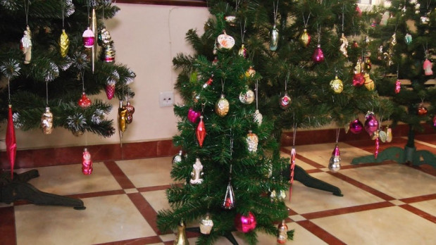 ялинкові іграшки 1