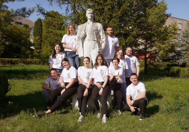 білявська 8